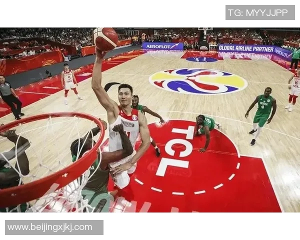 易建联的篮球传奇之路：从少年天才到国家队核心的奋斗故事